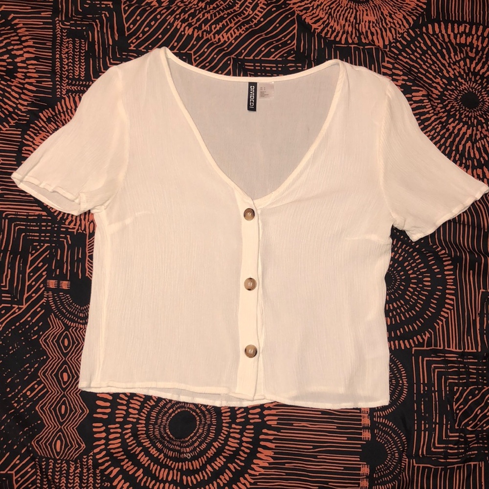 flowy white button up crop top (H&M)